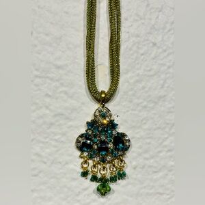 Vintage Green & Gold-toned Pendant Necklace